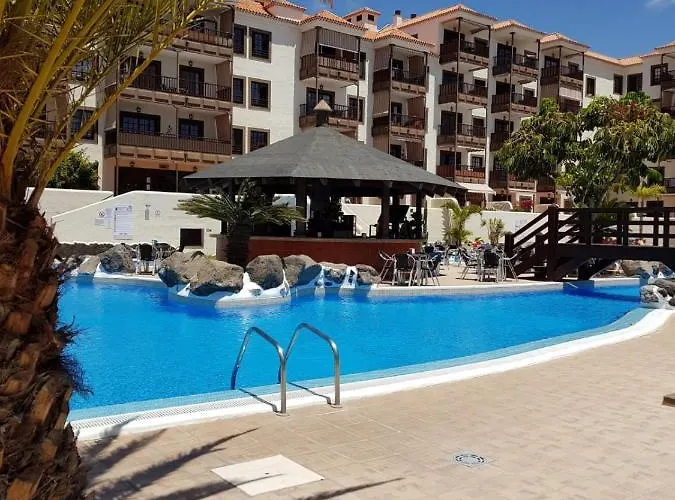 Apartamento A Charming With A Swimming Pool *