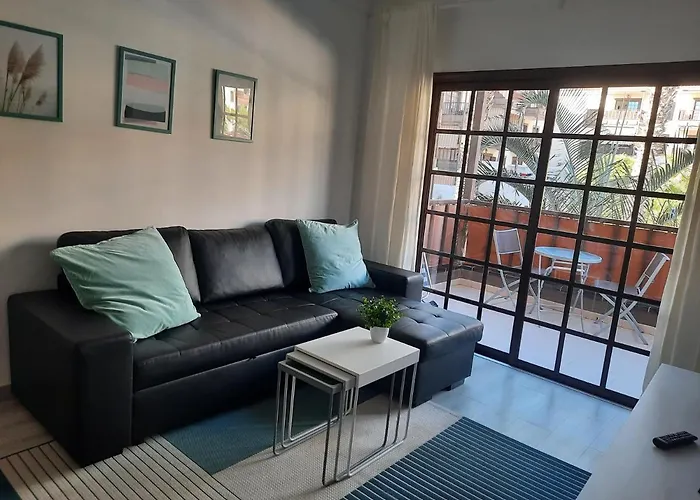 A Charming With A Swimming Pool Apartamento *