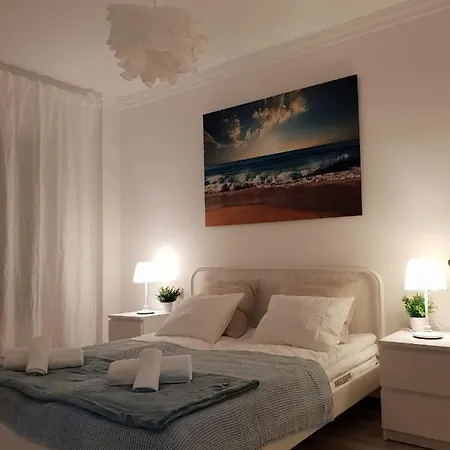 A Charming With A Swimming Pool Appartement